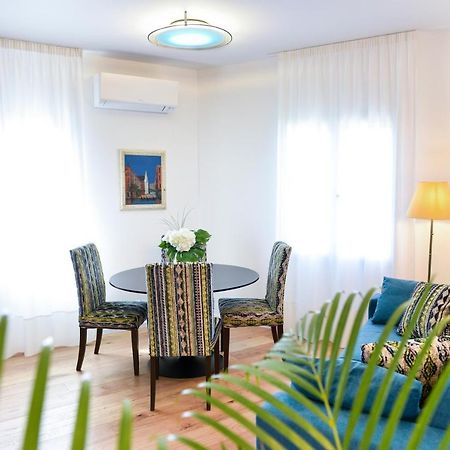 Residenza Emilia Apartment Падуа Екстериор снимка