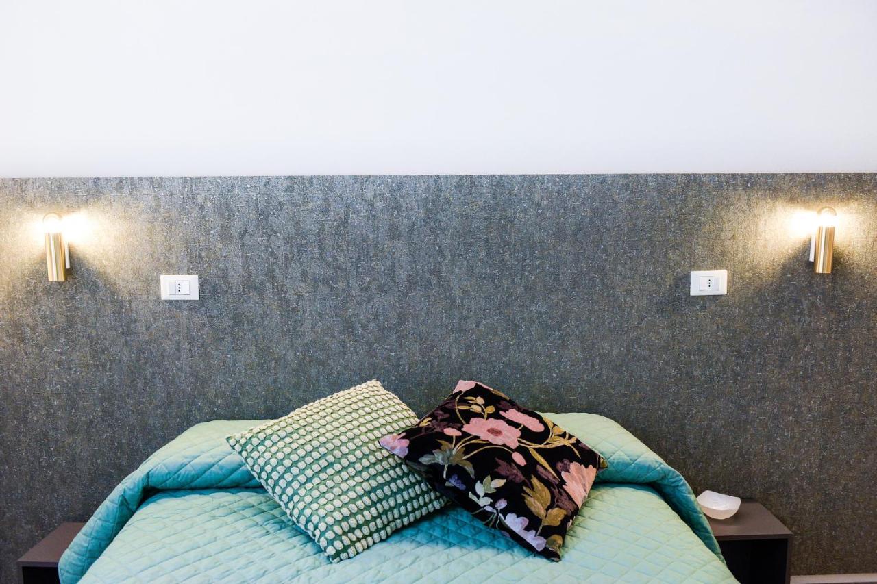 Residenza Emilia Apartment Падуа Екстериор снимка