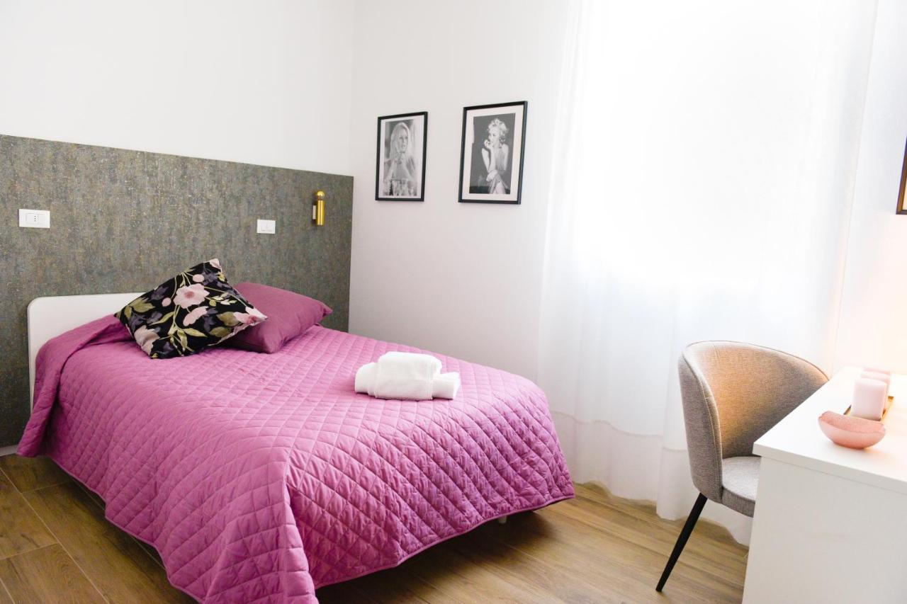 Residenza Emilia Apartment Падуа Екстериор снимка